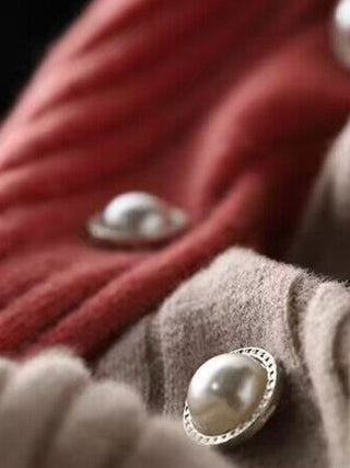 Strickkleid mit Knopfdetails für Damen | Midi