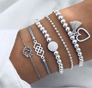 Damen Armband Set Boho Stil – Mit Perlen und Anhängern