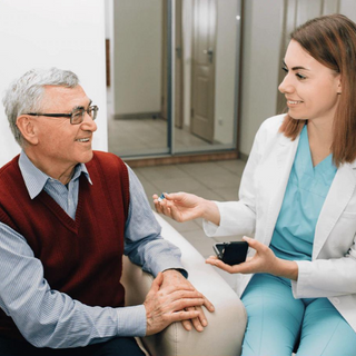 Kompakte und Diskrete Hörgeräte