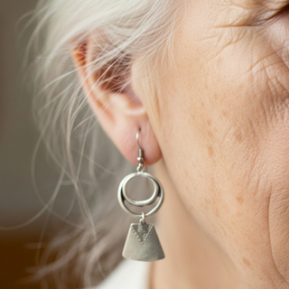 Damen Hängeohrringe Silberfarben – Mit Geometrischem Anhänger