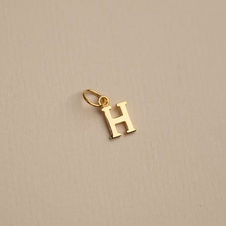 Damen Halskette mit Buchstaben – Initialen Kette mit Mehreren Anhängern in Goldoptik