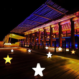 Weihnachts Pendelleuchte in Sternform für den Außenbereich